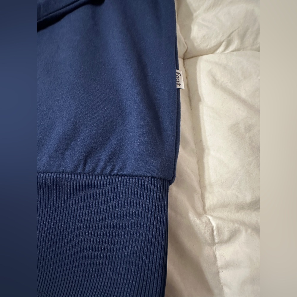 Feat Unisex Navy Roam Crewneck - NWT - Size L - Picture 8 of 11